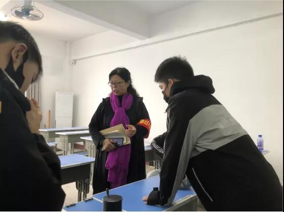 深入檢查促提升丨我校政教處開展校園教學、衛生大檢查(圖1)