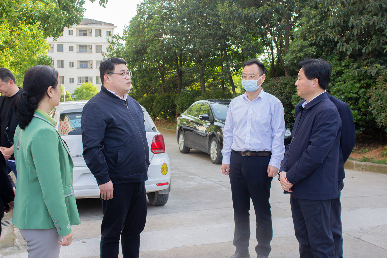 乘春風，開快車，高水平建設產業人才高地 | 市委常委、組織部部長徐小兵來校調研人才工作(圖5)