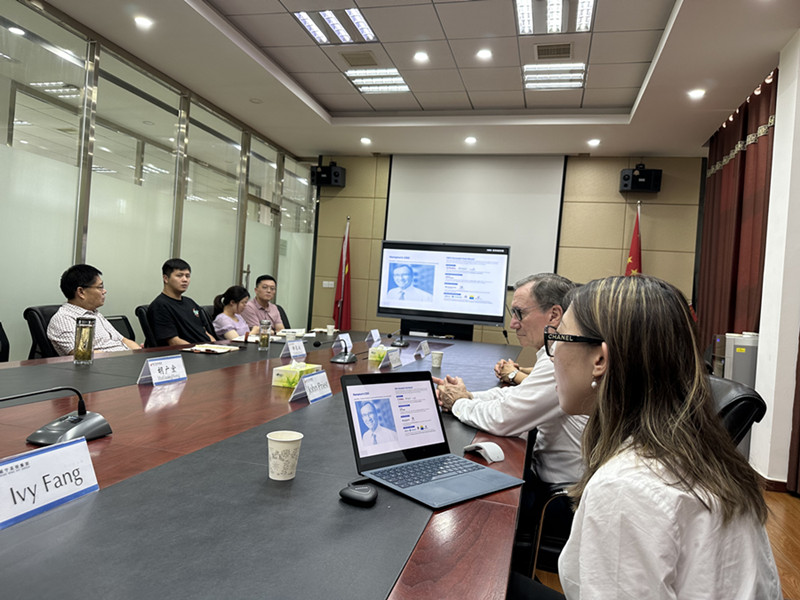 我校開展系列學(xué)術(shù)活動 舉行外籍教授受聘儀式(圖2)